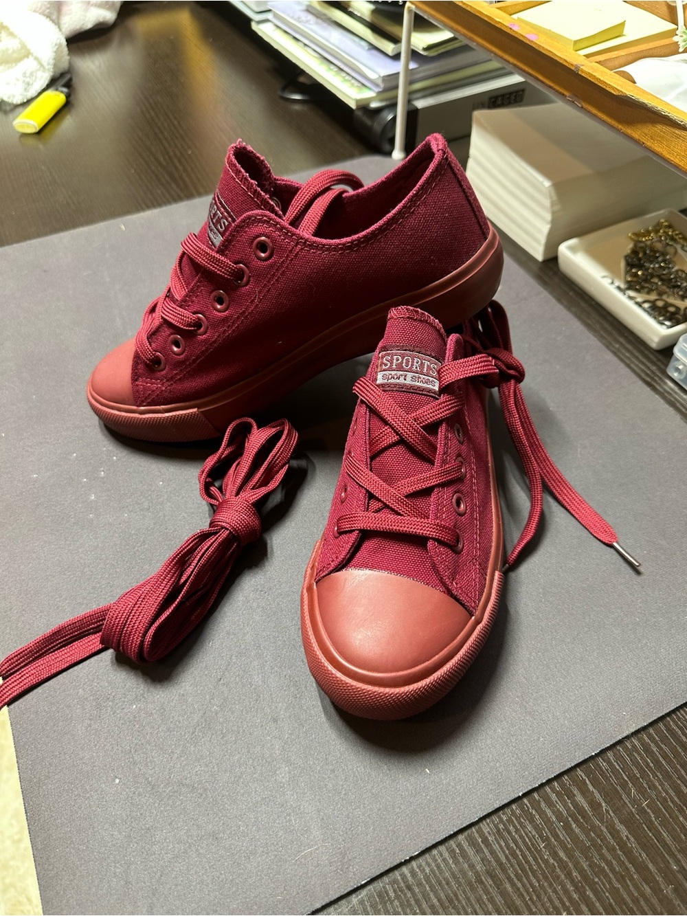 Kids Burgundy Canvas Low-Top Sneakers